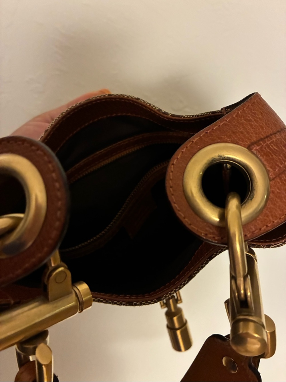 Gucci Brown GG Canvas mini Jackie piston lock Shoulder Bag with Gold Hardware - Picture 7 of 9